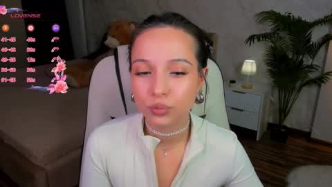 Your Fairy online show from October 2025 06:02:02 AM