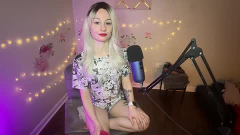 Snapshot of starr1123 chatting on September 2025 02:26:01 AM Starr online show from September 2025 02:26:01 AM