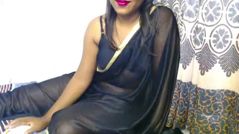 StarryWhispers online show from June 2026 04:15:02 AM