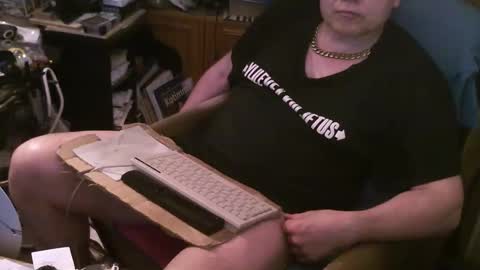 Snapshot of starterxyman chatting on April 2026 04:52:01 PM starterxyman online show from April 2026 04:52:01 PM