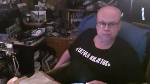 Snapshot of starterxyman chatting on May 2026 01:11:01 AM starterxyman online show from May 2026 01:11:01 AM