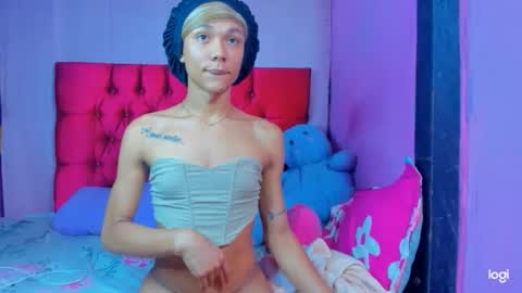 stassiebell online show from February 2026 09:14:01 AM