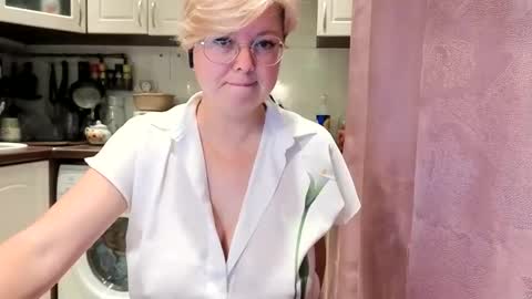 Stasya online show from October 2025 01:14:01 AM