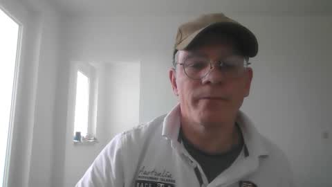 Snapshot of statisfaktion chatting on May 2026 01:50:02 PM statisfaktion online show from May 2026 01:50:02 PM