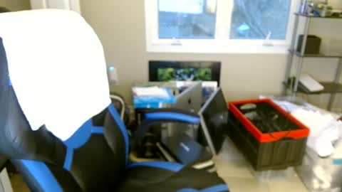 Snapshot of steakman007 chatting on November 2025 12:48:01 PM Steakman online show from November 2025 12:48:01 PM