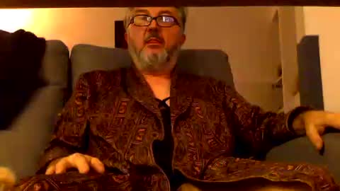 Snapshot of steb06 chatting on November 2025 08:24:02 PM steb06 online show from November 2025 08:24:02 PM