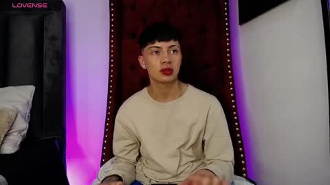 Steev online show from December 2024 04:20:01 AM