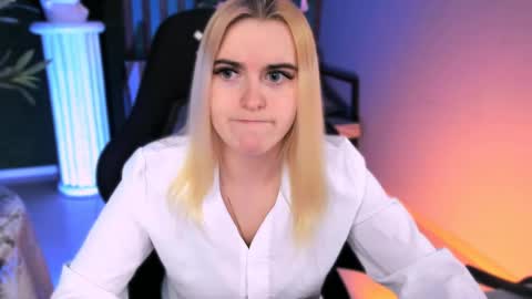 stef_nicks online show from March 2026 09:10:02 AM