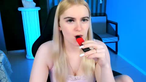 Snapshot of stef_nicks chatting on May 2026 09:04:02 AM stef_nicks online show from May 2026 09:04:02 AM