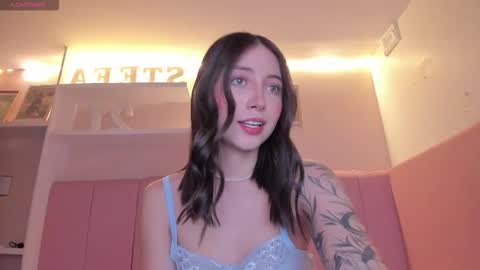 Stefa Gomez  online show from December 2025 12:23:02 PM