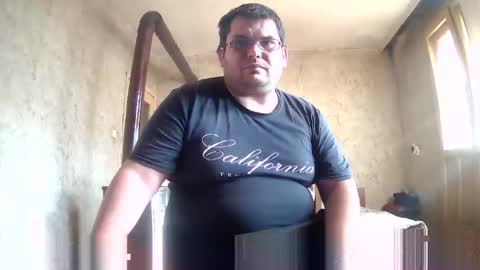 Stefan online show from November 2025 12:07:01 PM