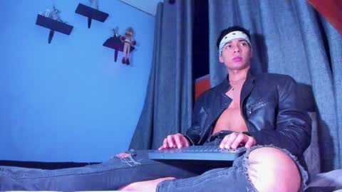 Stefann Salvatore online show from January 2025 04:54:01 AM