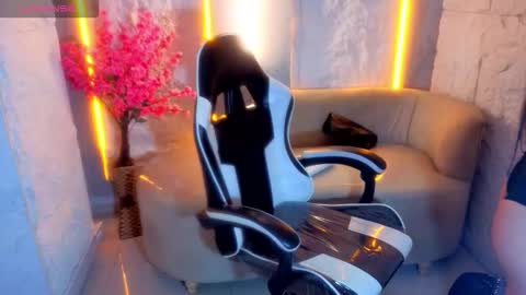 Online 800 to 1400 online show from March 2026 08:59:01 PM