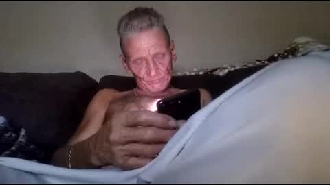 stefy1037 online show from April 2026 07:48:02 AM