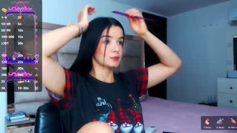 Stefany online show from December 2025 12:52:02 AM