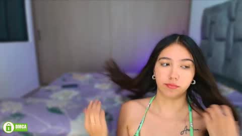 steiisy599 online show from November 2025 02:44:02 AM