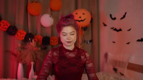 Stella online show from October 2025 12:24:02 AM