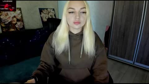 Stella  Cox online show from October 2025 08:14:01 AM