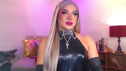 CALL ME STELLA online show from November 2025 08:02:02 AM