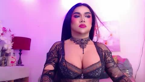 CALL ME STELLA online show from April 2026 09:48:01 AM