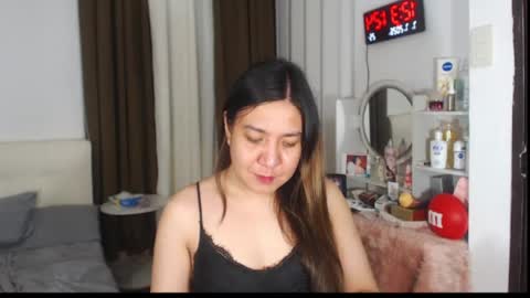 Snapshot of stellahugets chatting on July 2026 04:31:01 PM Stella online show from July 2026 04:31:01 PM