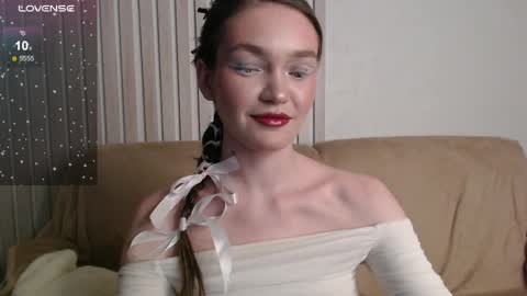 stellapayne online show from April 2026 04:50:02 PM