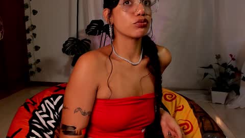 stellart_ online show from March 2025 07:56:02 AM