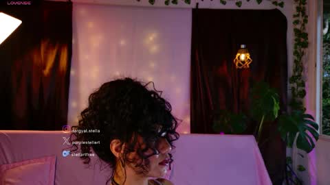 stellart_ online show from April 2026 10:40:01 PM