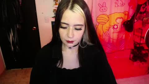 Snapshot of stephani_rousso chatting on April 2026 11:18:01 PM joha cosmo online show from April 2026 11:18:01 PM