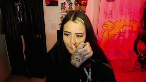Snapshot of stephani_rousso chatting on May 2026 11:10:02 PM joha cosmo online show from May 2026 11:10:02 PM