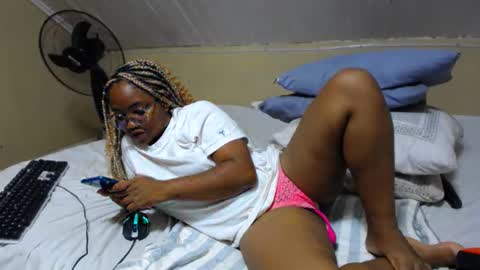 Snapshot of stephaniafa chatting on March 2025 08:53:01 PM perfectly imperfect girl online show from March 2025 08:53:01 PM