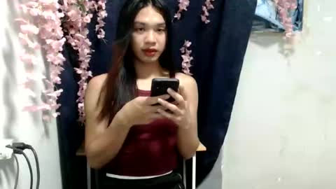 Snapshot of stephanie_zee chatting on June 2026 12:37:01 PM stephanie_zee online show from June 2026 12:37:01 PM