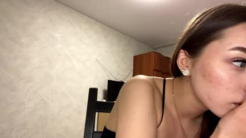 Snapshot of stephaniflicek chatting on March 2026 03:33:01 PM Stephani online show from March 2026 03:33:01 PM