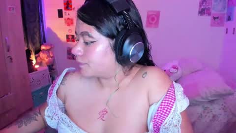 Snapshot of stephanifox chatting on December 2024 02:09:02 AM Stephanie online show from December 2024 02:09:02 AM