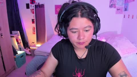 Snapshot of stephanifox chatting on February 2025 02:07:01 AM Stephanie online show from February 2025 02:07:01 AM