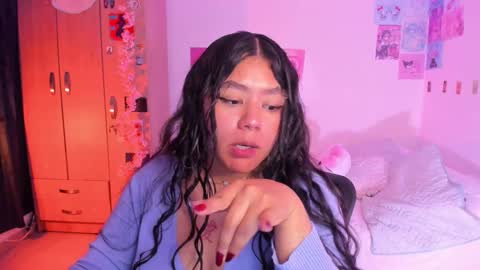 Snapshot of stephanifox chatting on February 2025 12:05:01 AM Stephanie online show from February 2025 12:05:01 AM