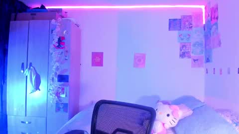 Snapshot of stephanifox chatting on February 2025 11:52:02 PM Stephanie online show from February 2025 11:52:02 PM