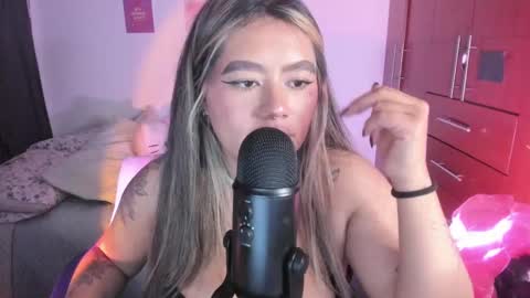 Snapshot of stephanifox chatting on September 2025 08:04:02 AM Stephanie online show from September 2025 08:04:02 AM