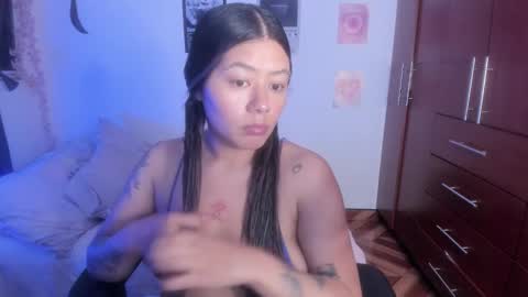 Snapshot of stephanifox chatting on December 2025 11:23:02 PM Stephanie online show from December 2025 11:23:02 PM