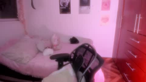 Snapshot of stephanifox chatting on January 2026 12:49:02 AM Stephanie online show from January 2026 12:49:02 AM