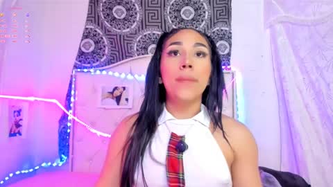 Anny online show from April 2026 04:13:02 AM