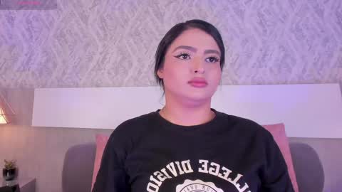 Snapshot of stephany_harlot chatting on May 2026 11:43:01 PM stephany_harlot online show from May 2026 11:43:01 PM