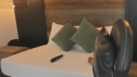 S T E P H A N Y A online show from March 2026 07:40:01 PM