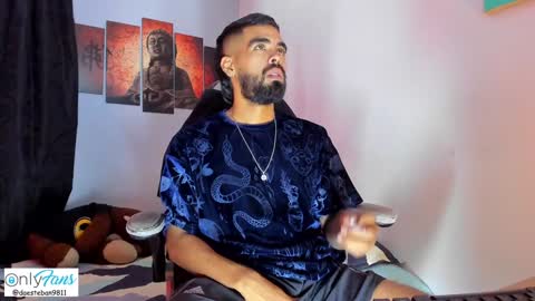 Snapshot of stephenbrown_ chatting on December 2024 08:02:01 PM ................ online show from December 2024 08:02:01 PM