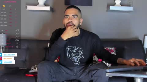 Snapshot of stephenbrown_ chatting on January 2025 03:33:01 AM ................ online show from January 2025 03:33:01 AM