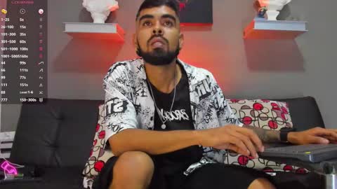 Snapshot of stephenbrown_ chatting on October 2025 09:22:01 PM ................ online show from October 2025 09:22:01 PM