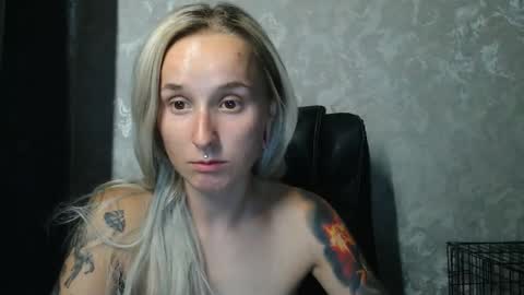 Snapshot of stephiepink chatting on September 2025 11:21:01 AM Grace online show from September 2025 11:21:01 AM