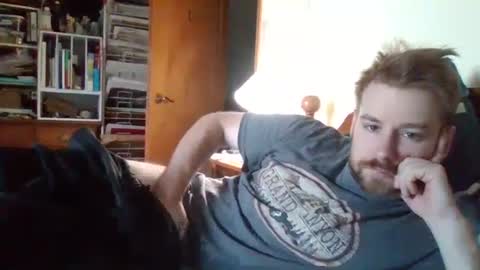 Ian23602 online show from October 2025 12:17:01 PM