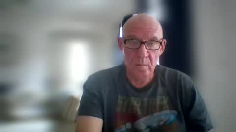 stevejons47 online show from April 2026 08:18:01 PM