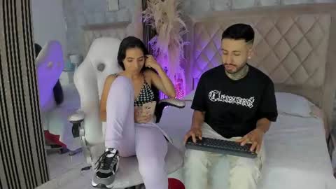 Snapshot of stevenandlaura_ chatting on June 2026 04:37:01 AM stevenandlaura_ online show from June 2026 04:37:01 AM
